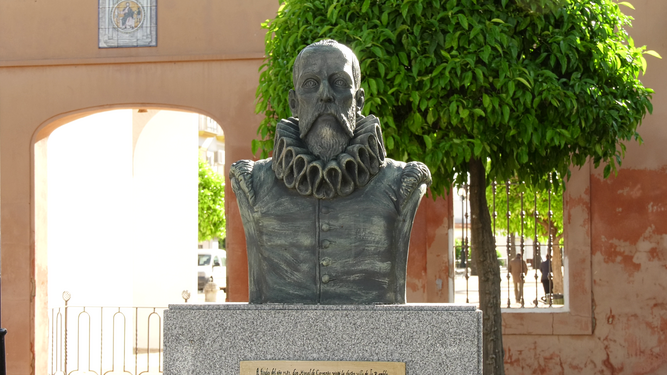 Busto de Miguel de Cervantes.